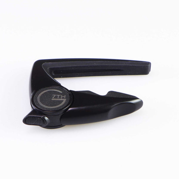 G7th Performance II Acoustic BK Kapodaster (curved)